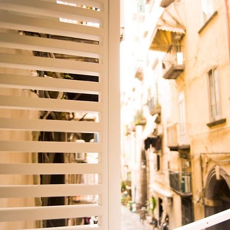 Suite Napoli Sotterranea Con Jacuzzi Ngoại thất bức ảnh