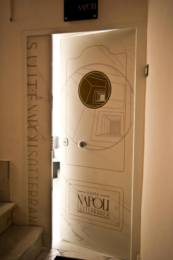 Suite Napoli Sotterranea Con Jacuzzi Ngoại thất bức ảnh