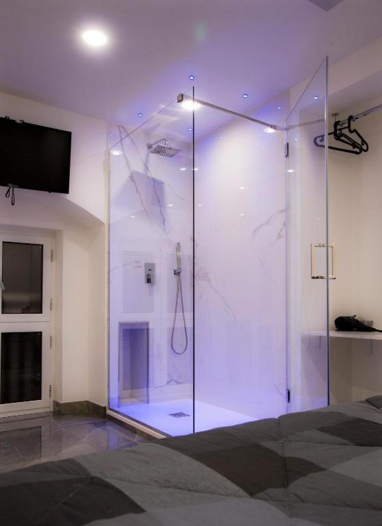 Suite Napoli Sotterranea Con Jacuzzi Ngoại thất bức ảnh